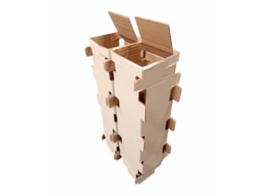 Reinforced bottle divider